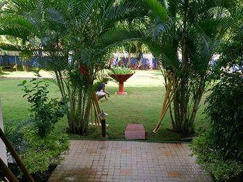 Retreat Anjuna Resort Kültér fotó